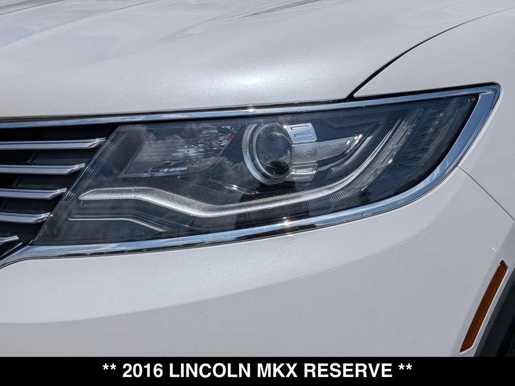 Used 2016 Lincoln MKX Reserve w/ Climate Package AWD/4WD image 16