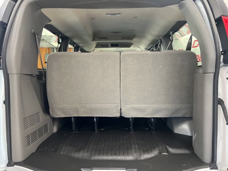 Used 2024 Chevrolet Express 3500 LS w/ Chrome Appearance Package RWD image 6