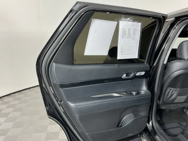 Used 2021 Hyundai Palisade Limited w/ Cargo Package AWD/4WD image 28