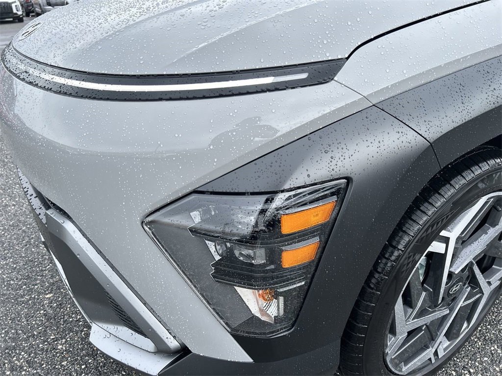 New 2026 Hyundai Kona SEL Premium image 16