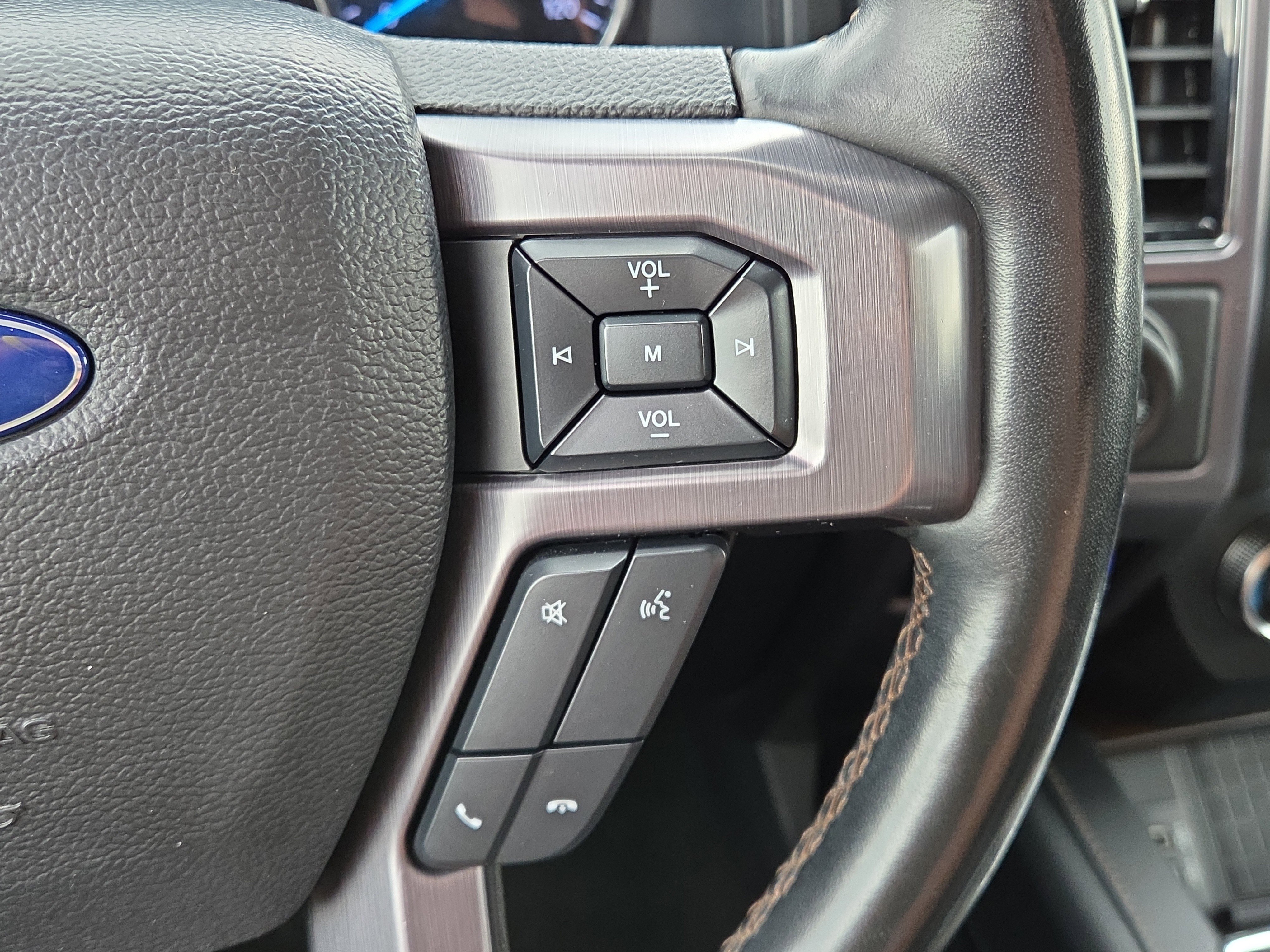 Used 2019 Ford Expedition Platinum RWD image 15