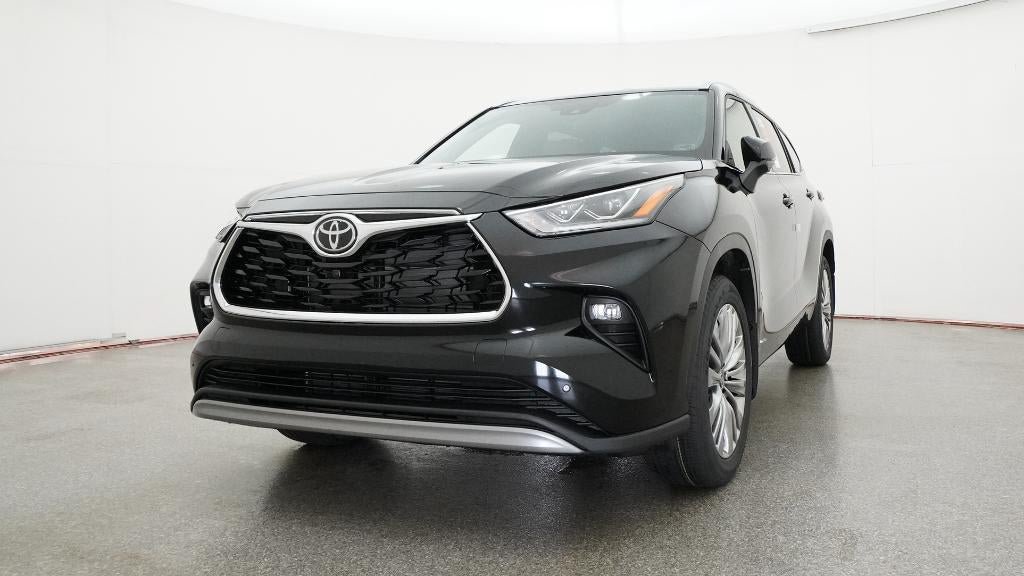 New 2026 Toyota Highlander Platinum AWD/4WD image 32