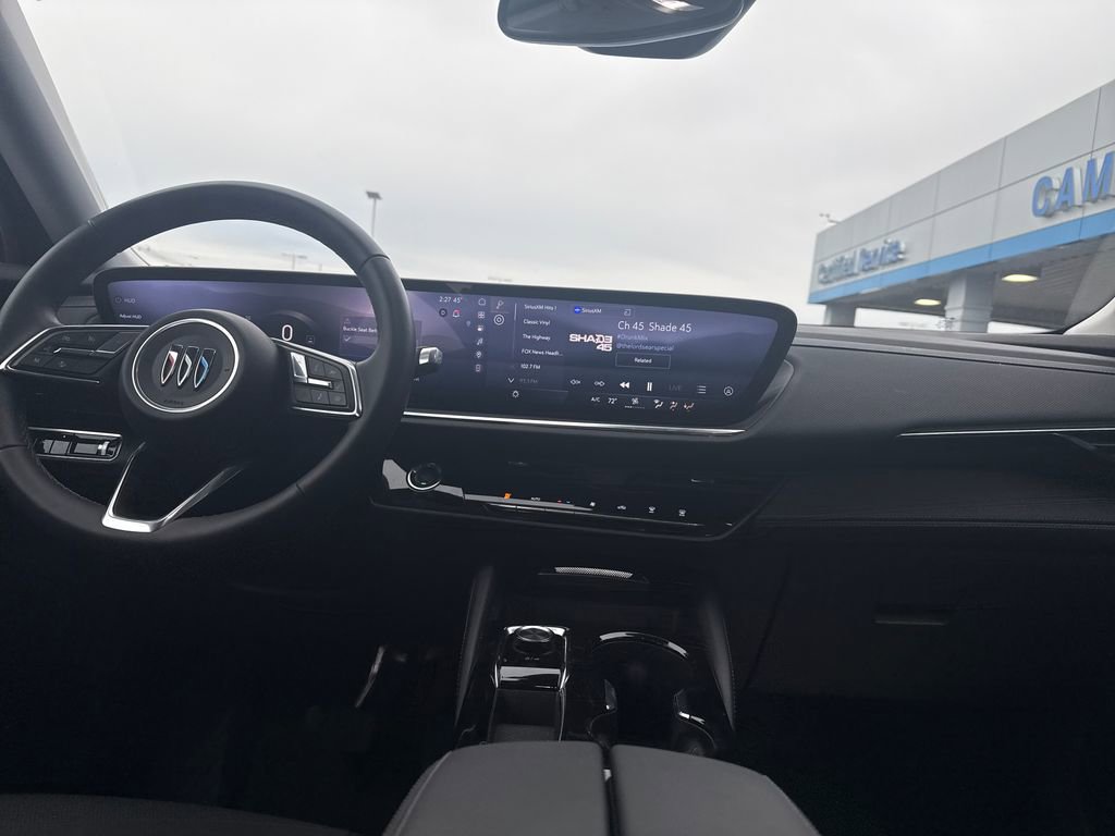 Used 2025 Buick Envision Preferred image 15