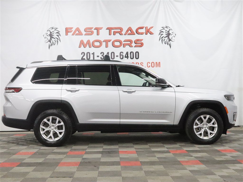 Used 2022 Jeep Grand Cherokee L Limited AWD/4WD image 4