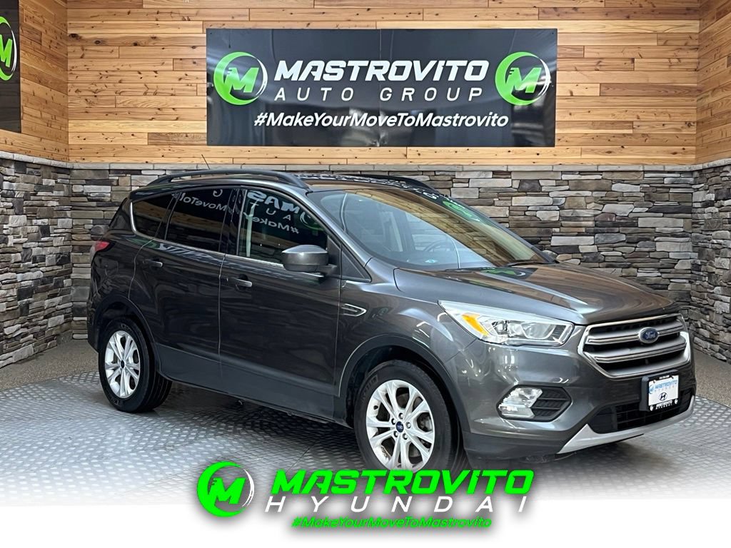 Used 2017 Ford Escape SE w/ SE Leather Comfort Package AWD/4WD 360° Tour
