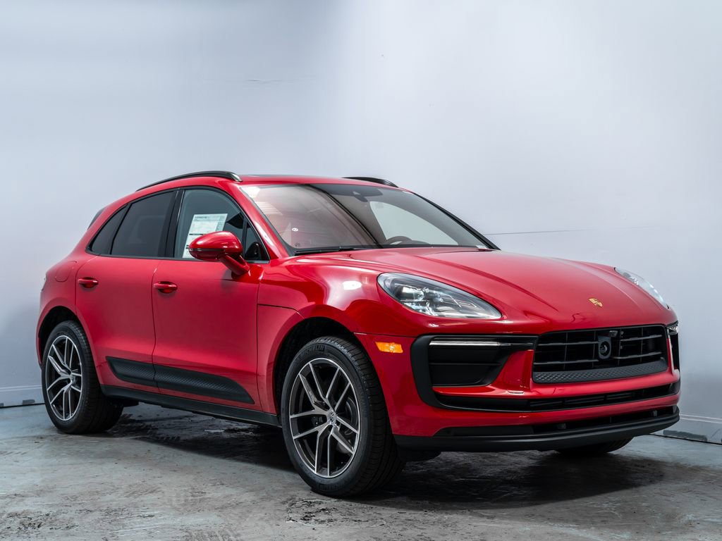 Used 2026 Porsche Macan image 9