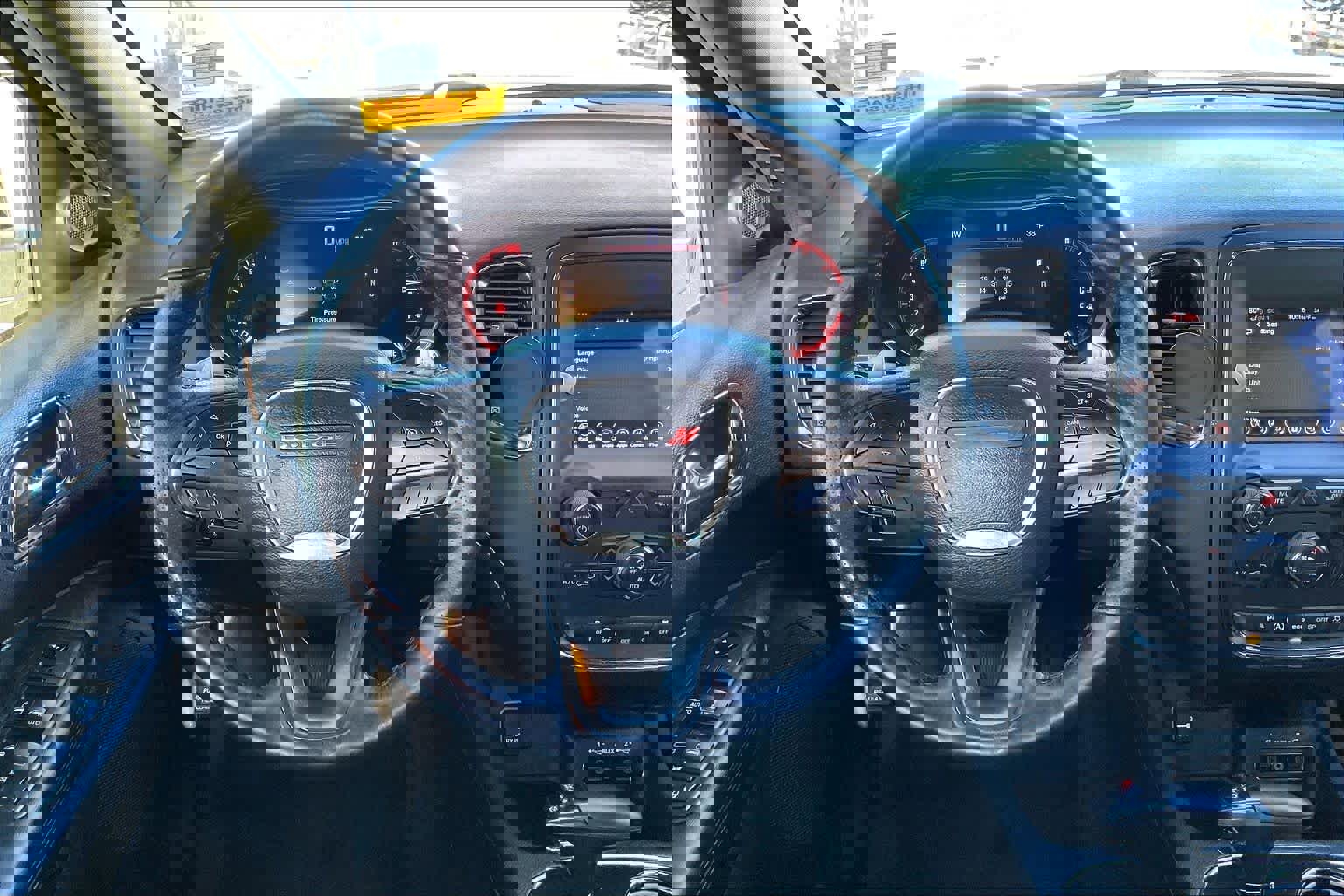 Used 2018 Dodge Durango GT w/ Blacktop Package image 5