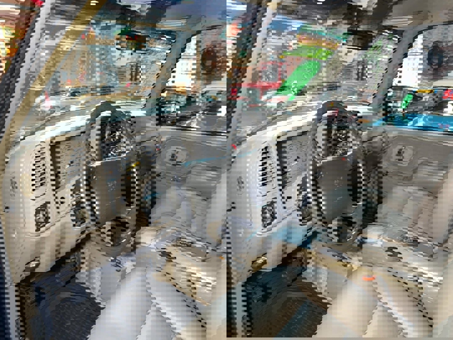 Used 1995 GMC Yukon SLE image 14