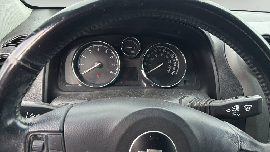 Used 2014 Chevrolet Captiva Sport LS FWD image 10