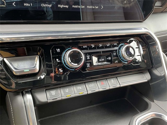 Used 2024 GMC Sierra 3500 Denali Ultimate image 26