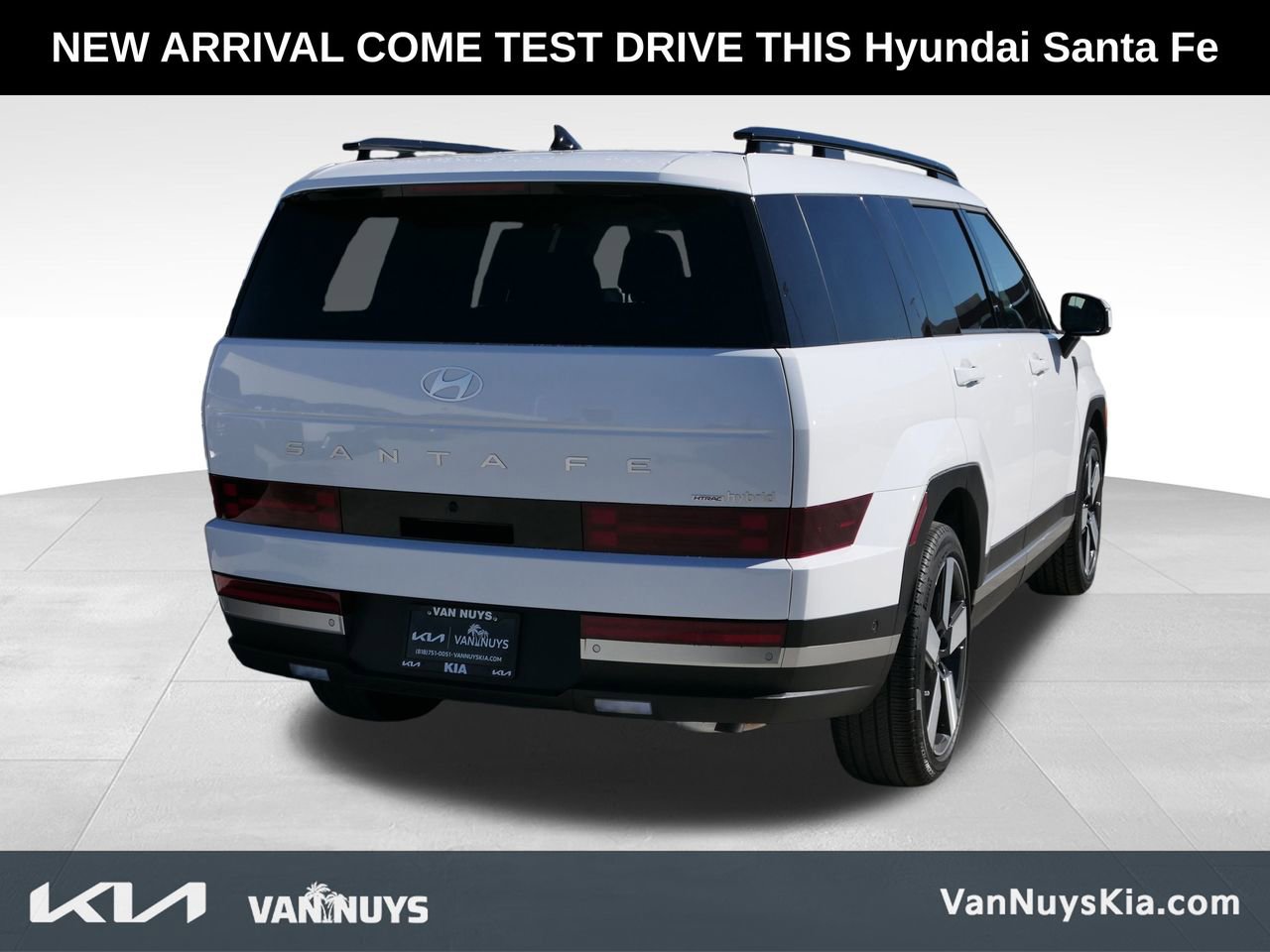 Used 2025 Hyundai Santa Fe Limited image 3