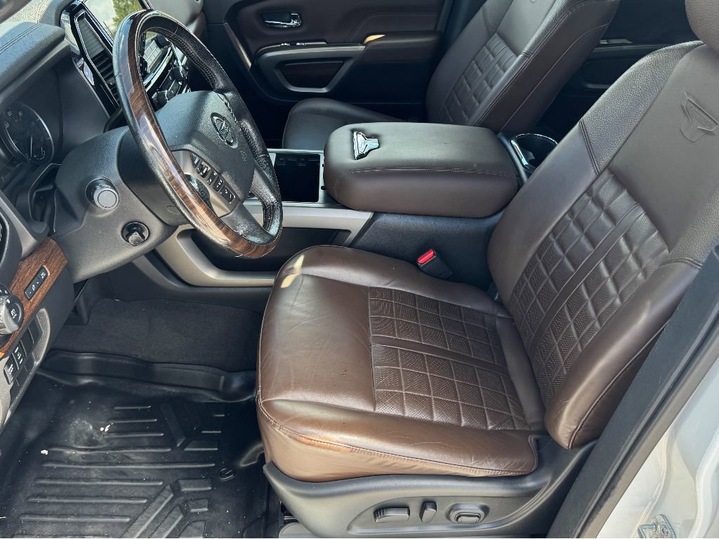 Used 2021 Nissan Titan Platinum Reserve w/ Moonroof Package image 9