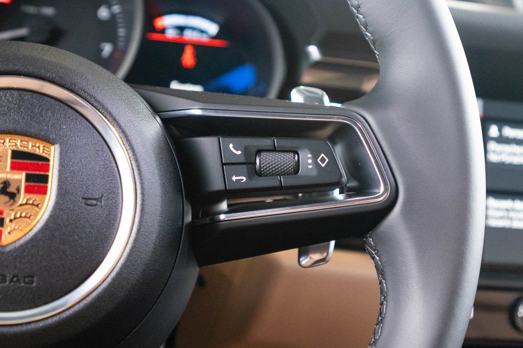 New 2026 Porsche Macan AWD/4WD image 35