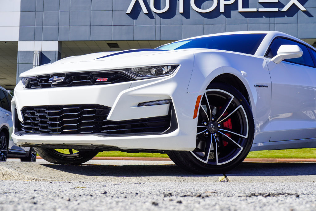 Used 2023 Chevrolet Camaro SS RWD image 2