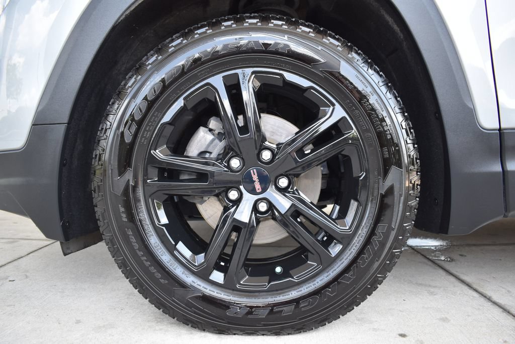Used 2024 GMC Terrain AT4 w/ Tech Package AWD/4WD image 14