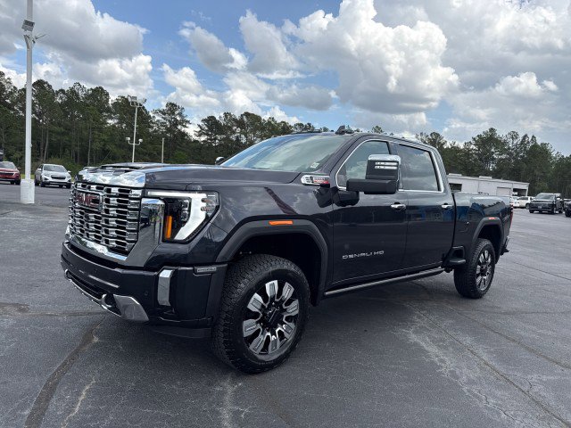 New 2026 GMC Sierra 2500 Denali w/ Denali Reserve Package image 7