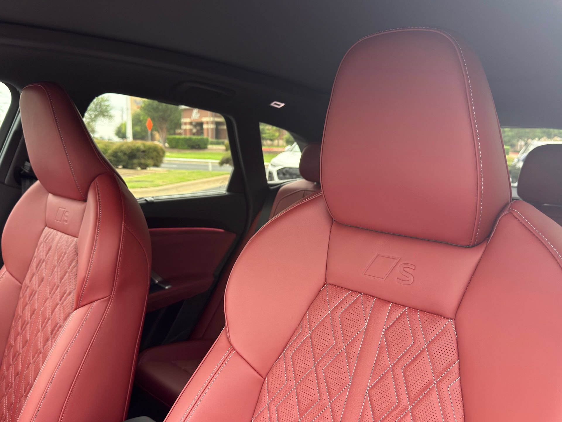 New 2026 Audi SQ5 Prestige AWD/4WD image 12