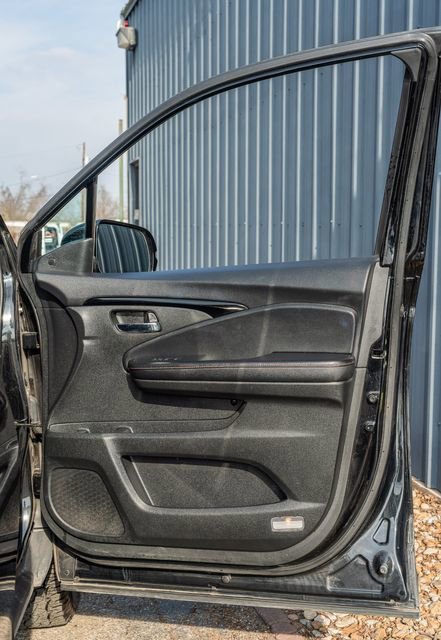 Used 2022 Honda Ridgeline Black Edition image 42