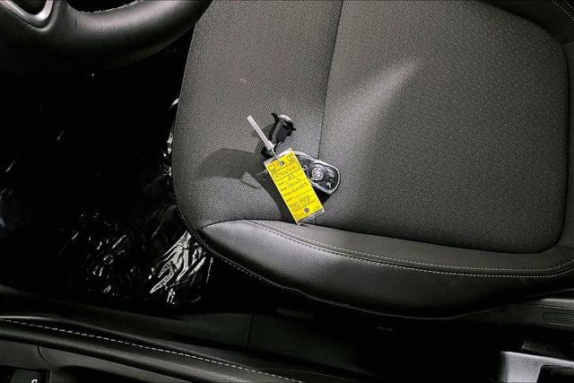 Used 2023 Buick Encore GX Select w/ Sport Touring Package image 10