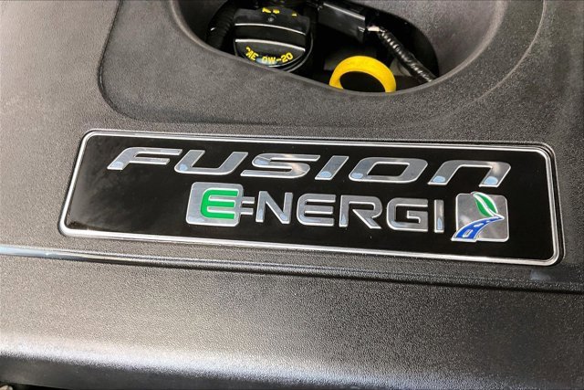 Used 2019 Ford Fusion Energi Titanium image 33