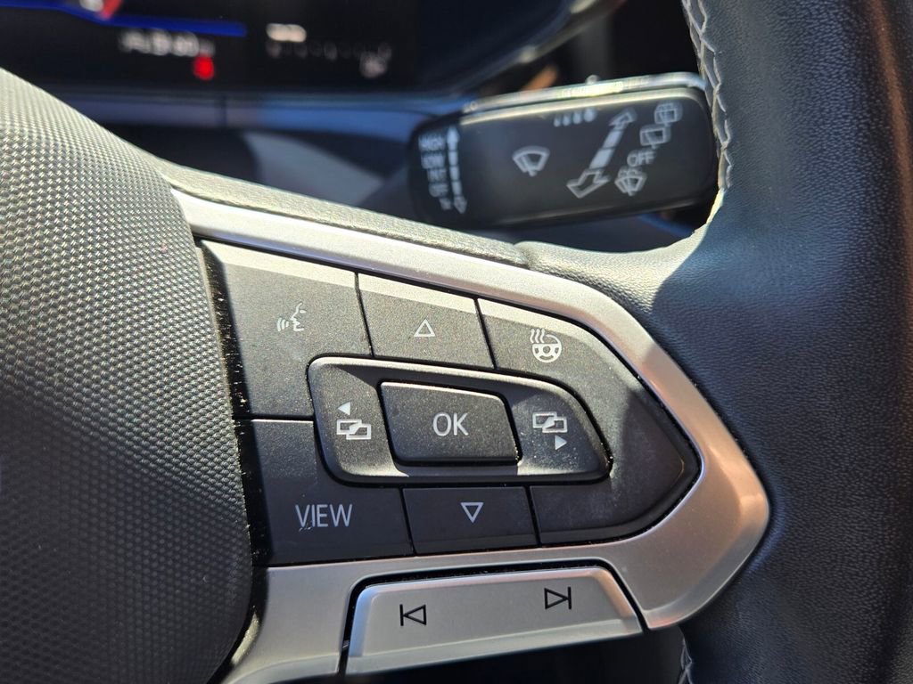 Used 2022 Volkswagen Taos SE w/ IQ.Drive SE Package image 26