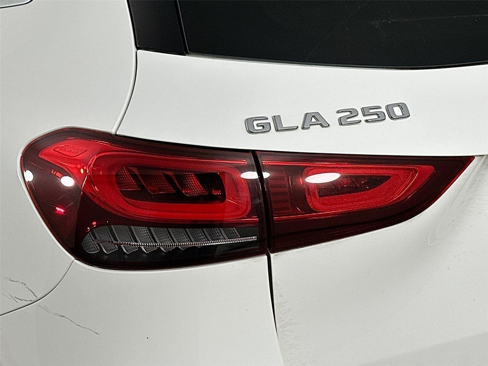 Certified 2023 Mercedes-Benz GLA 250 4MATIC image 9