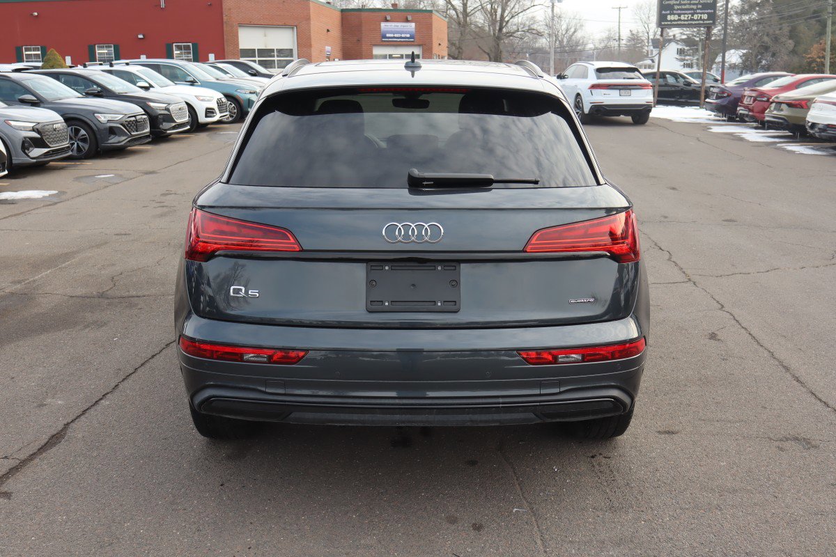 Used 2025 Audi Q5 2.0T Premium w/ Convenience Plus Package image 6