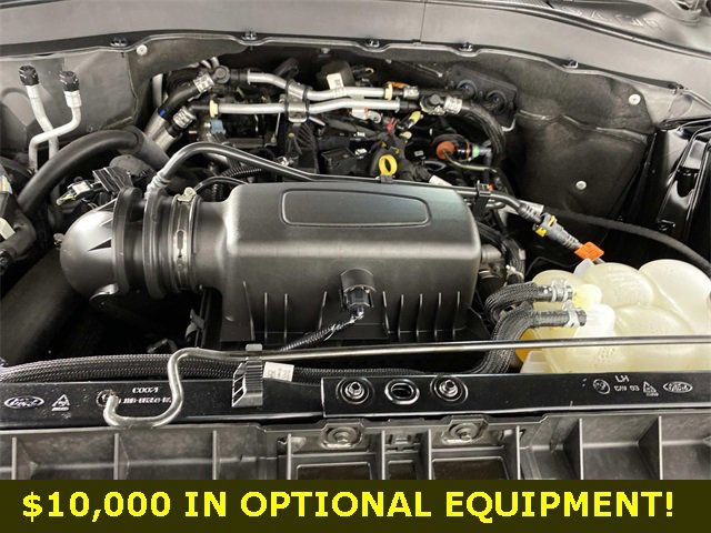 Used 2022 Ford Explorer XLT w/ Equipment Group 202A image 37