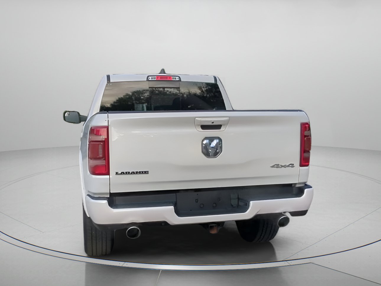 Used 2022 RAM 1500 Laramie w/ Sport Appearance Package AWD/4WD image 24