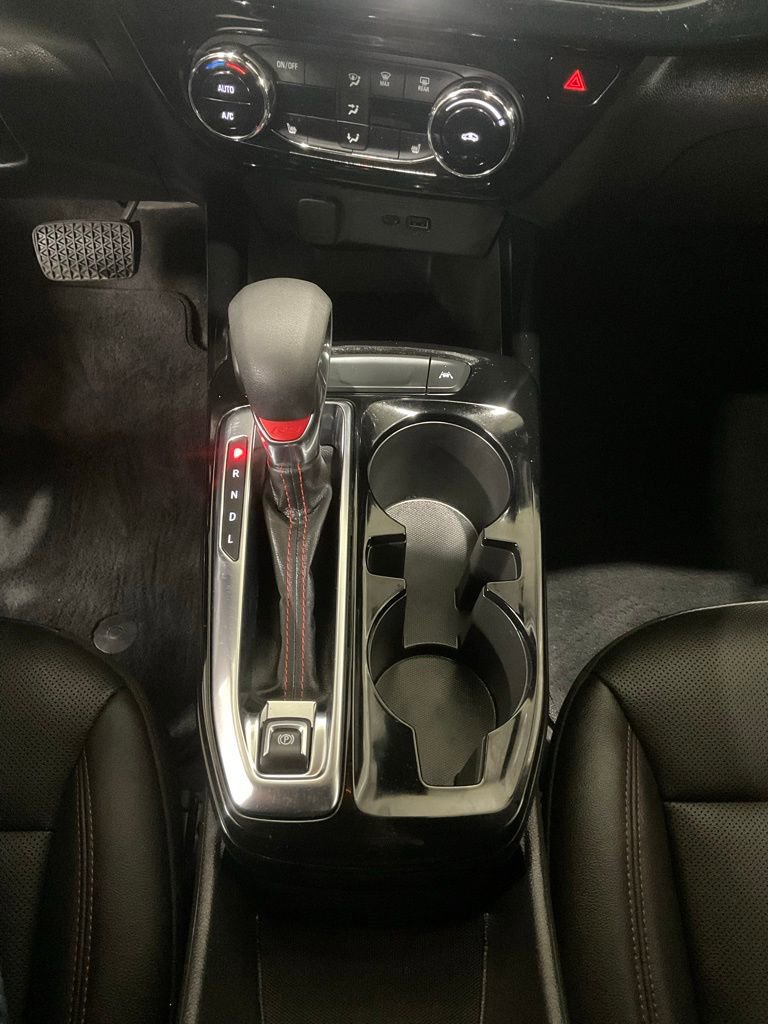 Used 2025 Chevrolet Trax RS w/ Driver Confidence Package image 18