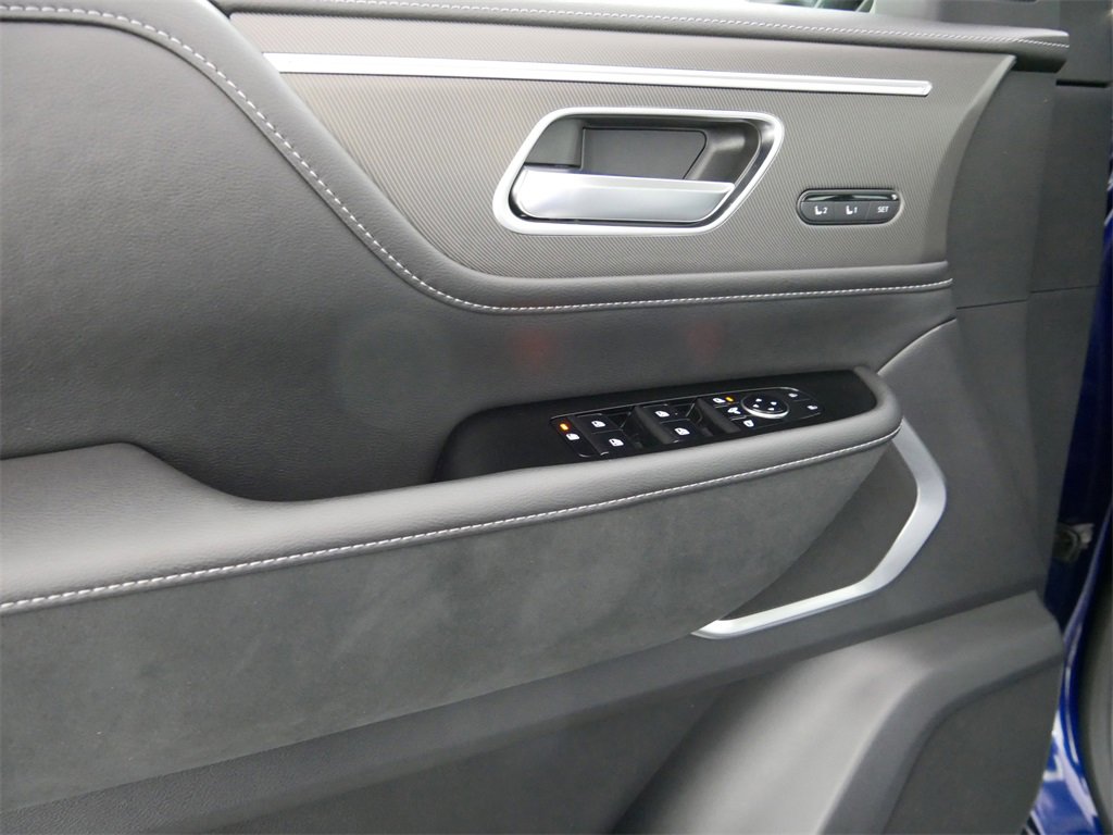 New 2025 INFINITI QX80 Luxe image 13