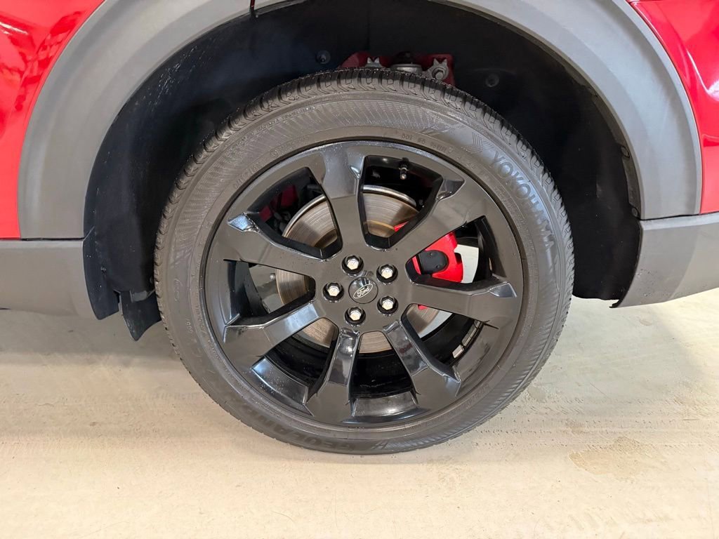 Used 2020 Ford Explorer ST w/ ST Street Pack image 10