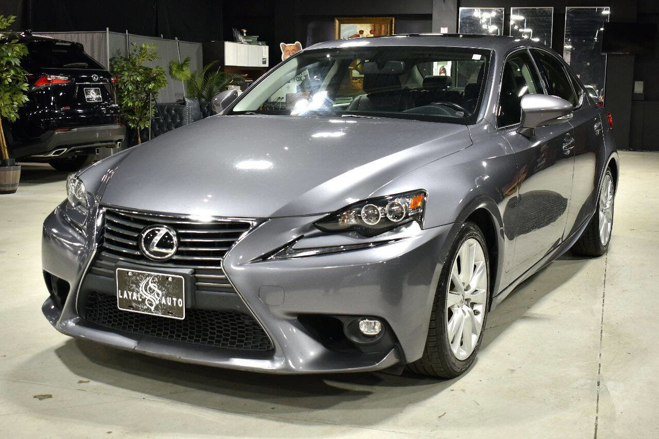 Used 2016 Lexus IS 300 Base AWD 4dr Sedan w/ Premium Package image 5