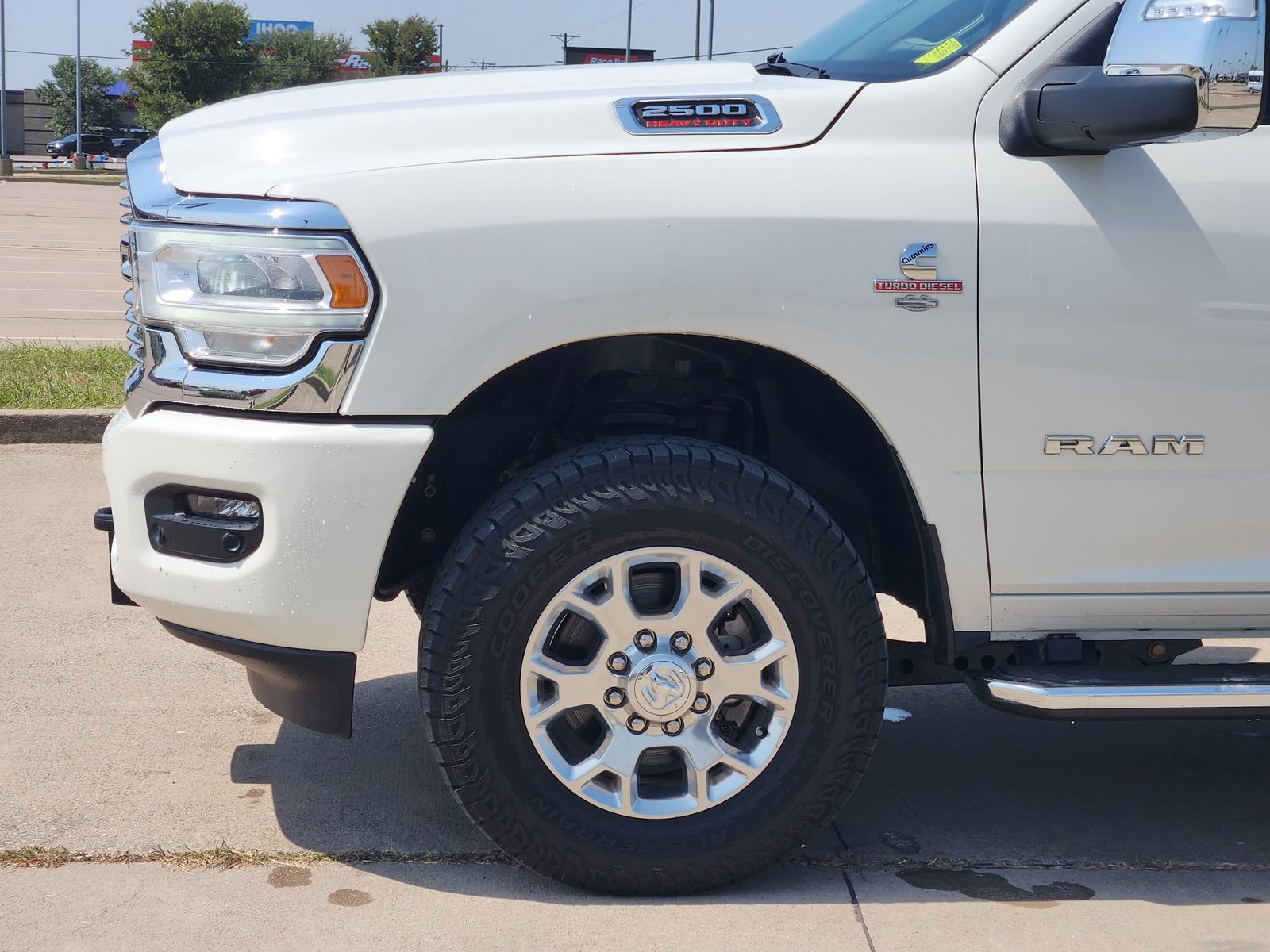 Used 2023 RAM 2500 Laramie AWD/4WD image 10