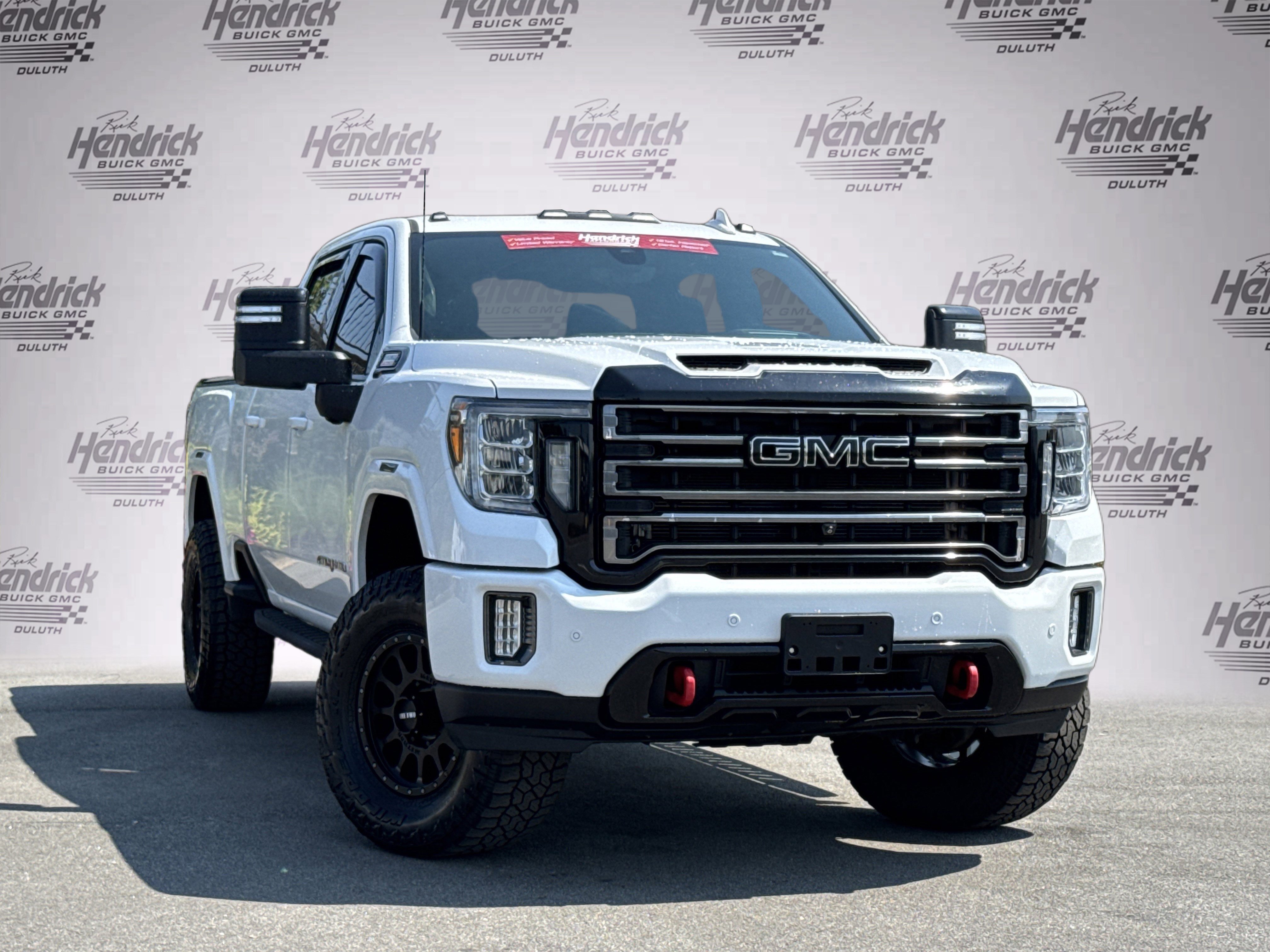 Used 2021 GMC Sierra 2500 AT4 w/ AT4 Premium Plus Package image 2