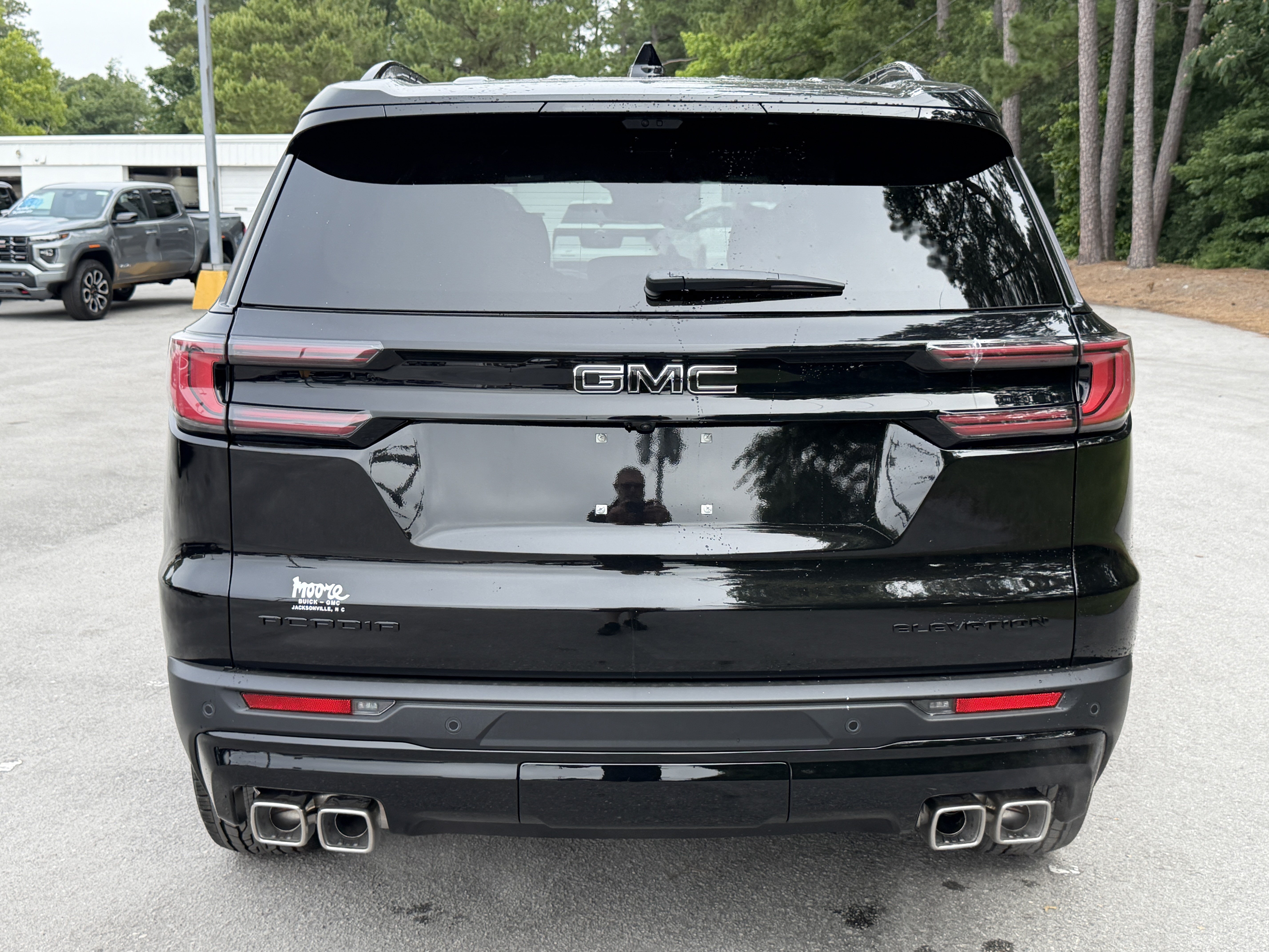 New 2026 GMC Acadia Elevation w/ Black Edition FWD image 9