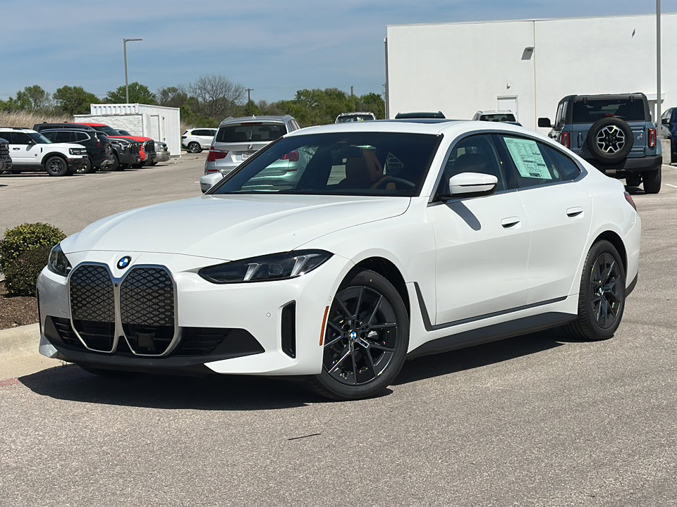 New 2026 BMW i4 eDrive40 w/ Premium Package image 2