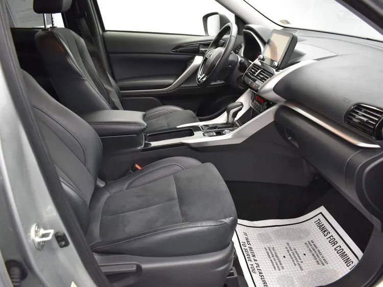 Used 2024 Mitsubishi Eclipse Cross SE image 16