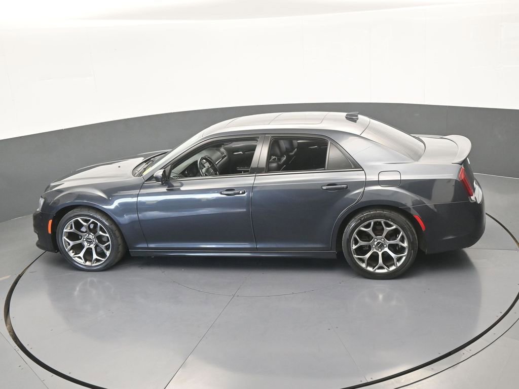 Used 2018 Chrysler 300 S w/ 300S Premium Group RWD image 49