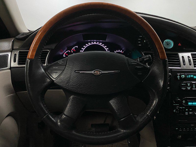 Used 2005 Chrysler Pacifica Limited image 17