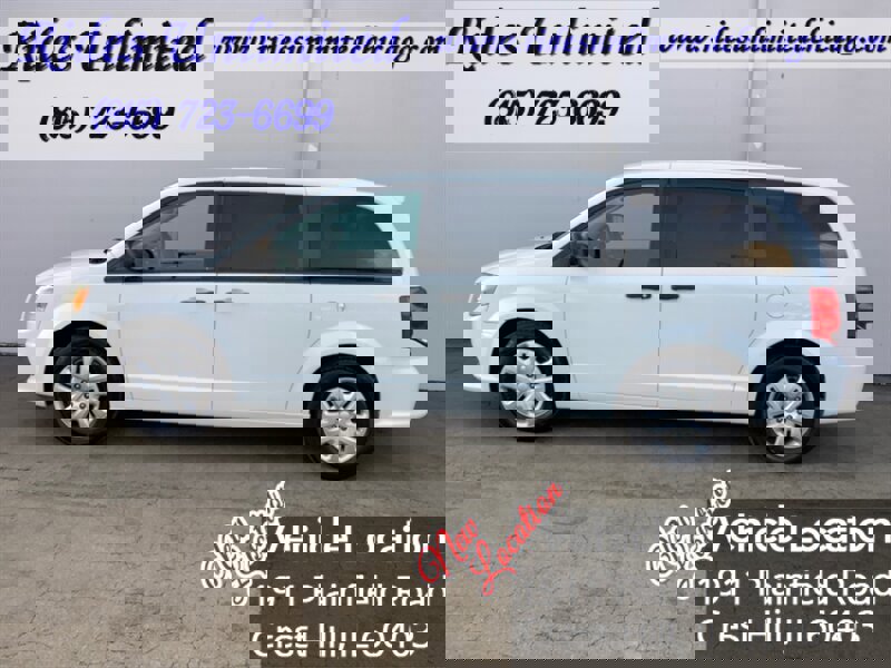 Used 2019 Dodge Grand Caravan SE image 3