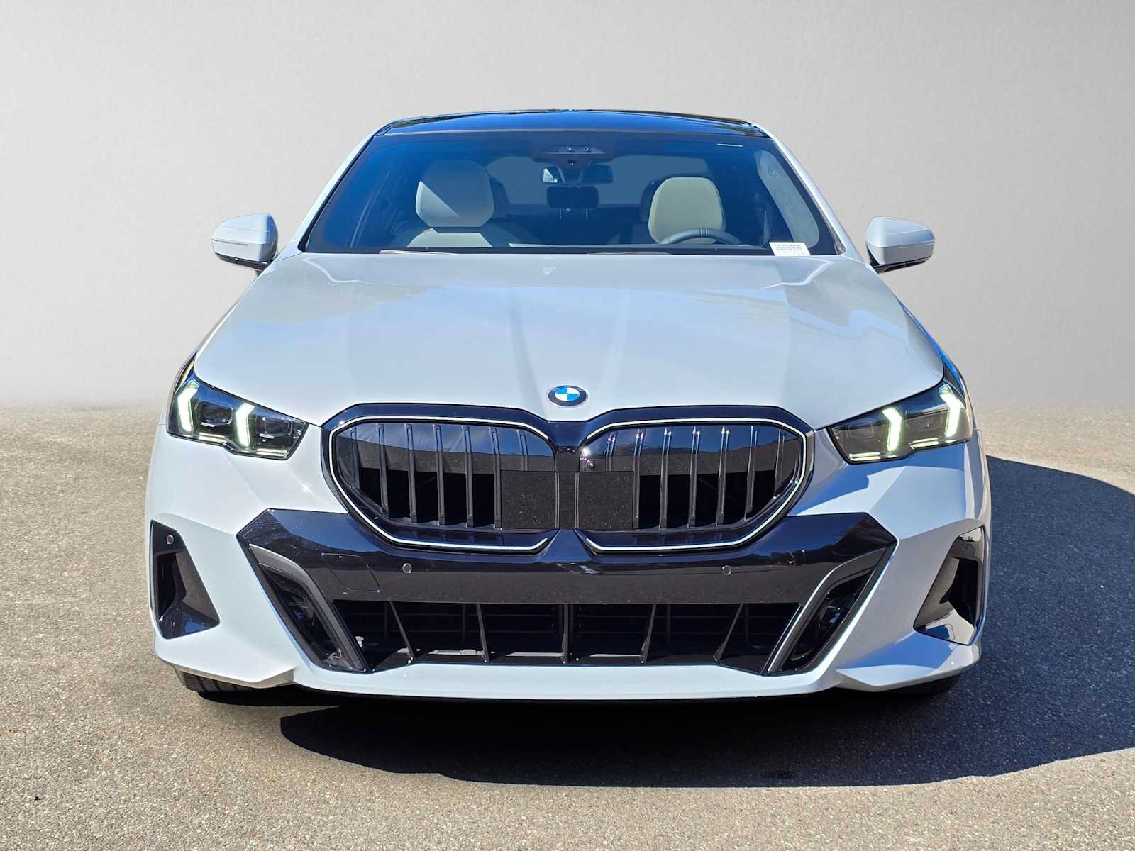 Used 2026 BMW 540i xDrive w/ Executive Package AWD/4WD image 8
