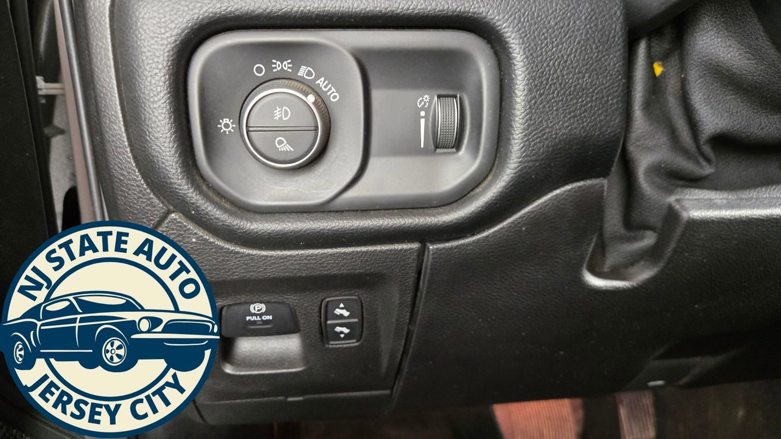Used 2020 RAM 1500 Big Horn AWD/4WD image 31