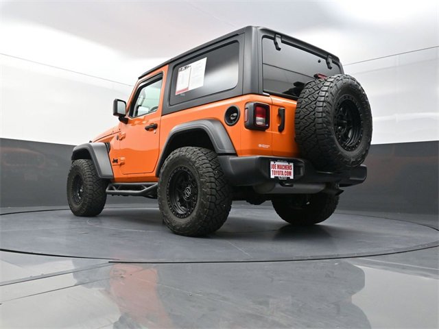 Used 2025 Jeep Wrangler Sport image 27
