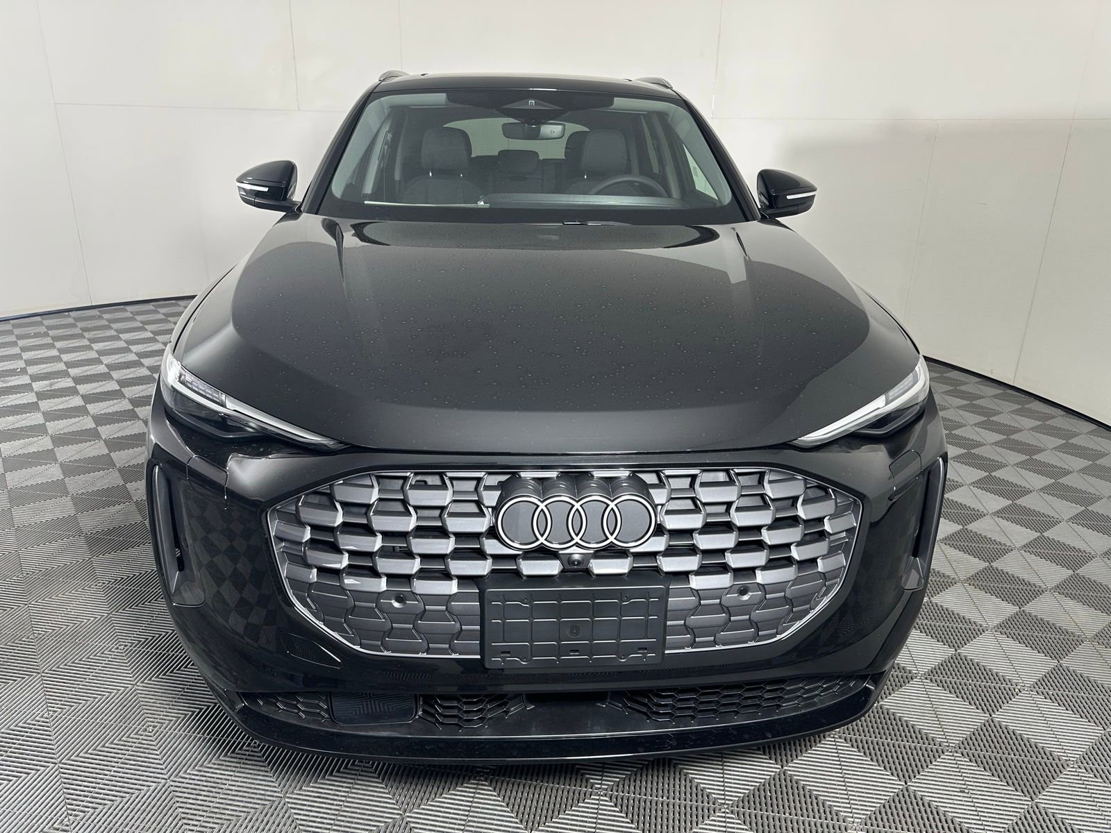 Certified 2025 Audi Q5 Premium w/ Premium Plus AWD/4WD image 3