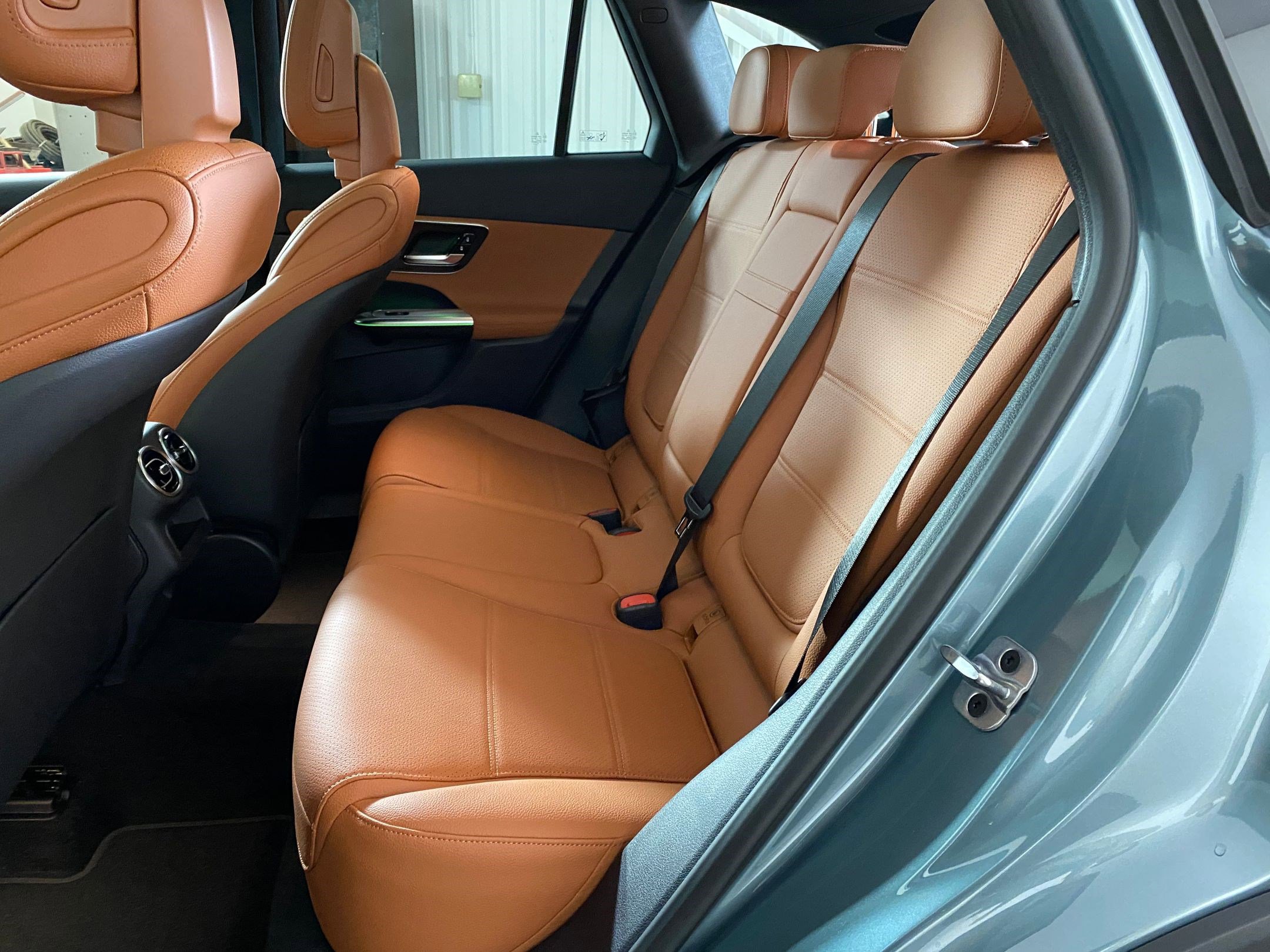 Used 2026 Mercedes-Benz GLC 300 4MATIC image 13