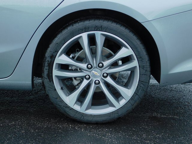 Used 2023 Chevrolet Malibu LT image 11