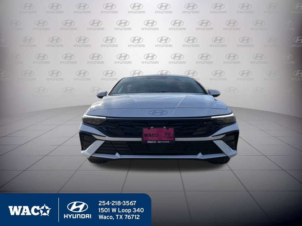 Used 2025 Hyundai Elantra SEL video 2