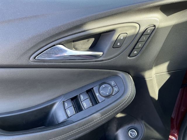 Used 2023 Buick Encore GX Essence w/ Experience Buick Package image 17