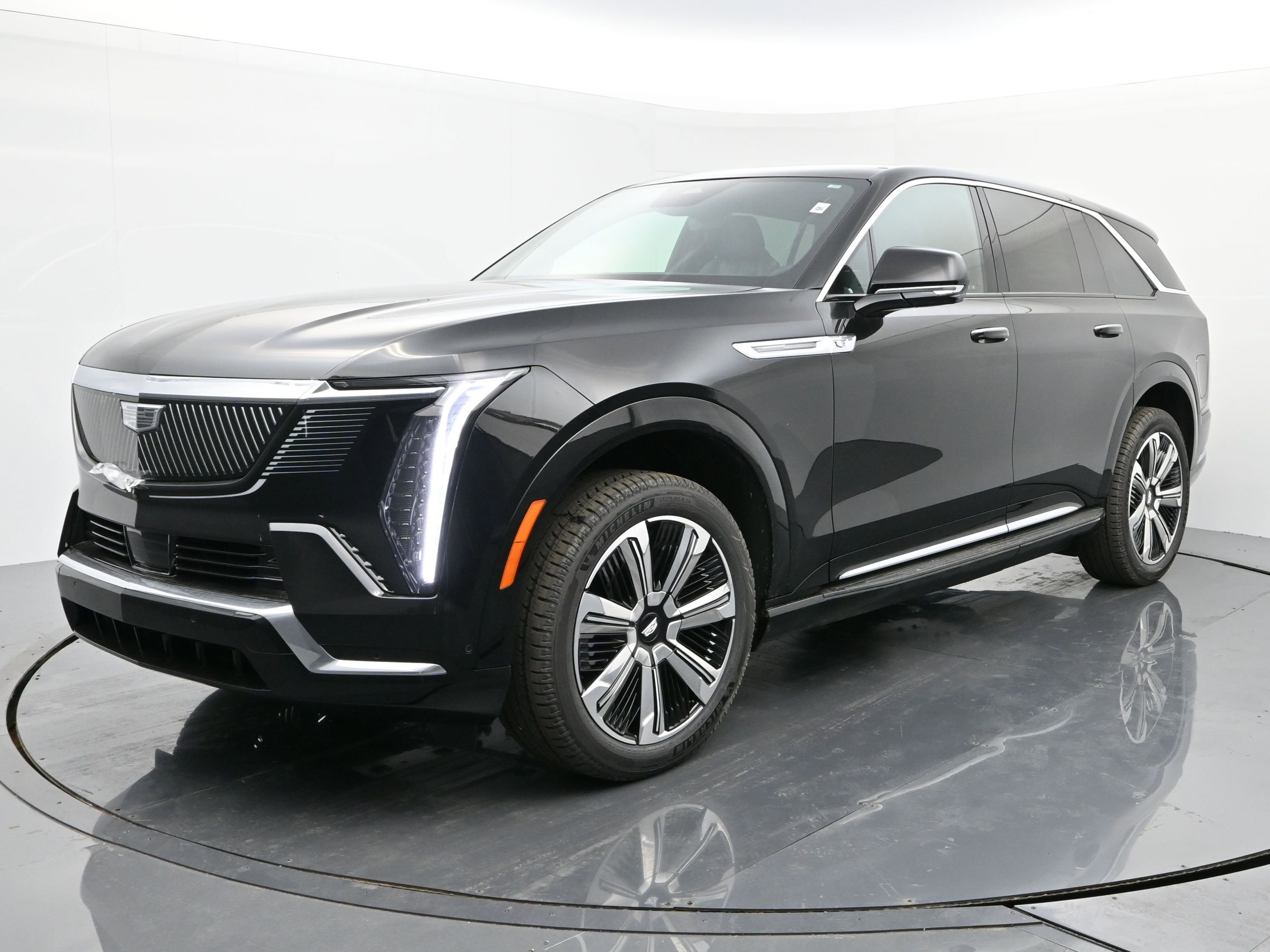 New 2025 Cadillac Escalade IQ Luxury 2 image 1